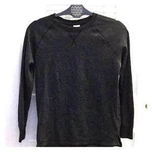 Long sleeve shirt.